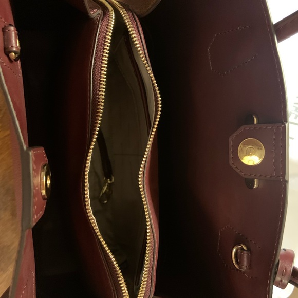 NWOT Michael Kors Medium Mercer Gallery Satchel - Oxblood - Picture 4 of 7